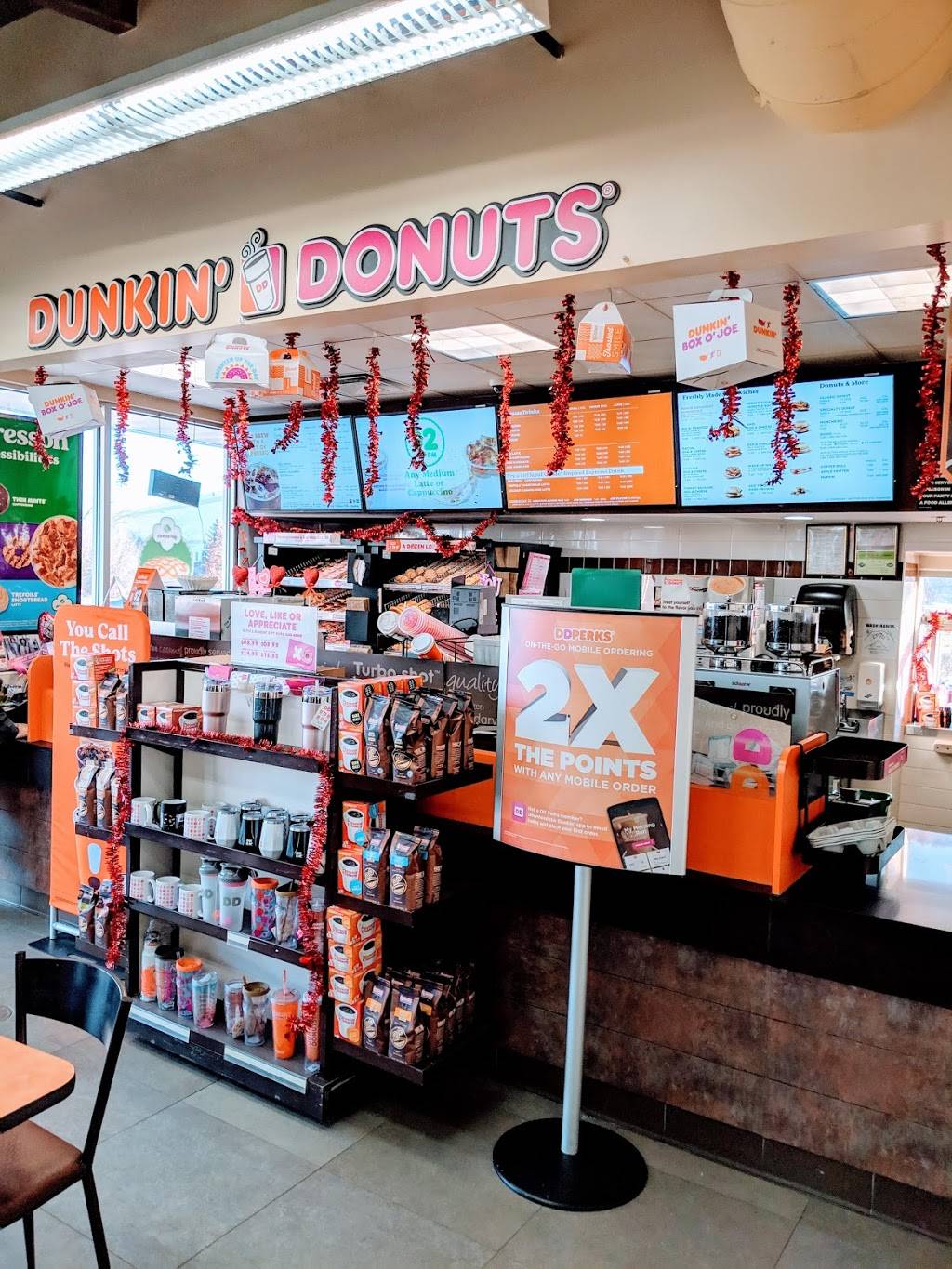 Dunkin | cafe | 106 E N Ave, Carol Stream, IL 60188, USA | 6304800760 OR +1 630-480-0760