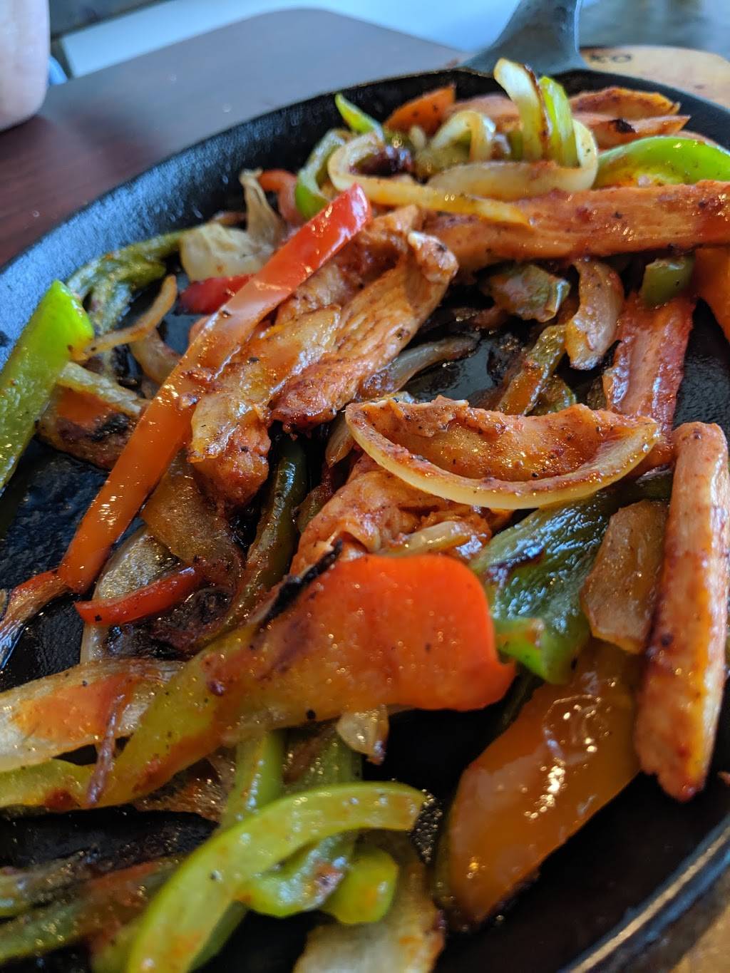 Las Margs | restaurant | 15550 E 103rd Pl unit#110, Commerce City, CO 80022, USA | 3032876942 OR +1 303-287-6942