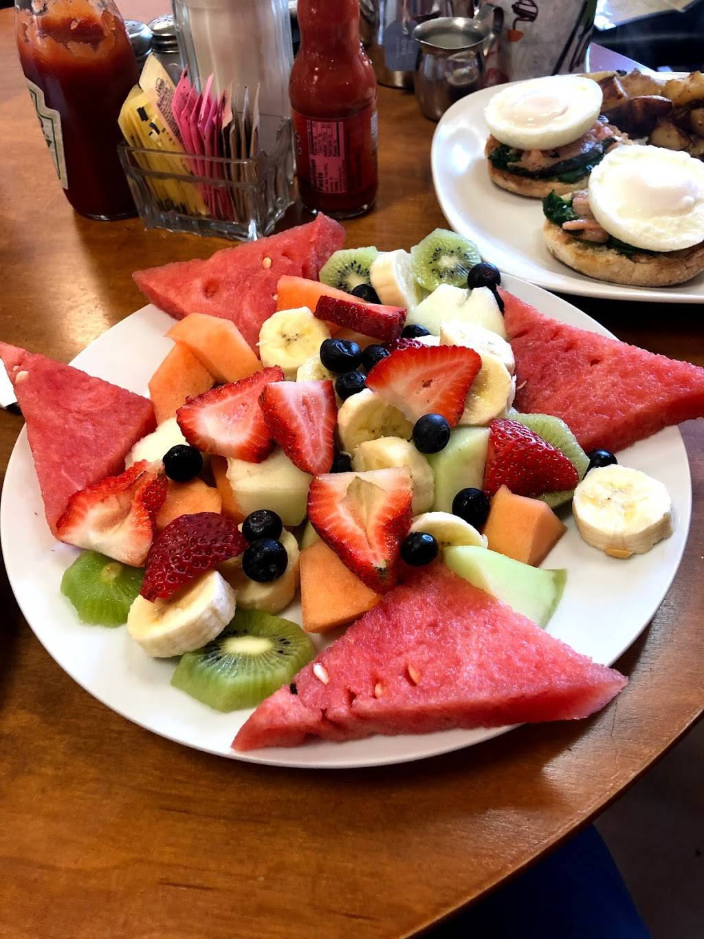 Sunrise Breakfast | restaurant | 528 Washington St, Norwood, MA 02062, USA | 6175152043 OR +1 617-515-2043
