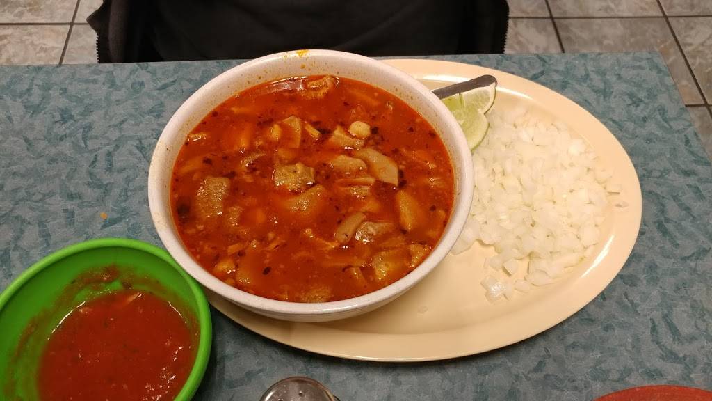 El Torreon Full Bar Restaurant | restaurant | 1505 Culebra Rd, San Antonio, TX 78201, USA | 2107360756 OR +1 210-736-0756