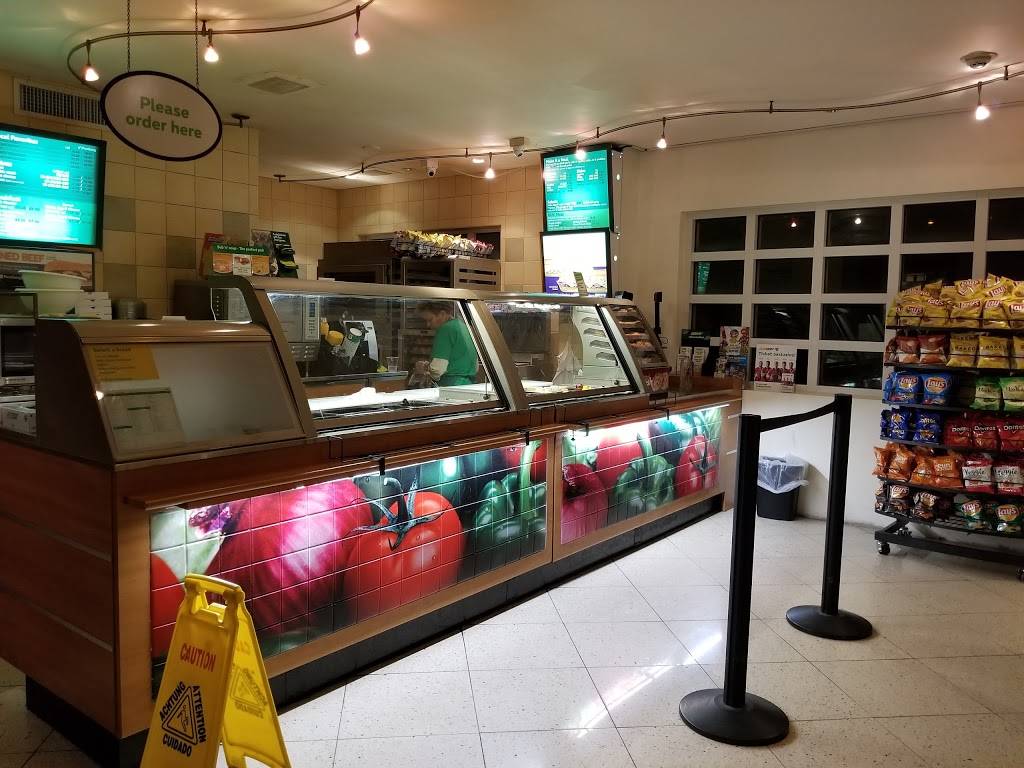Subway | restaurant | 4130 Collins Ave, Miami Beach, FL 33140, USA | 3053978066 OR +1 305-397-8066