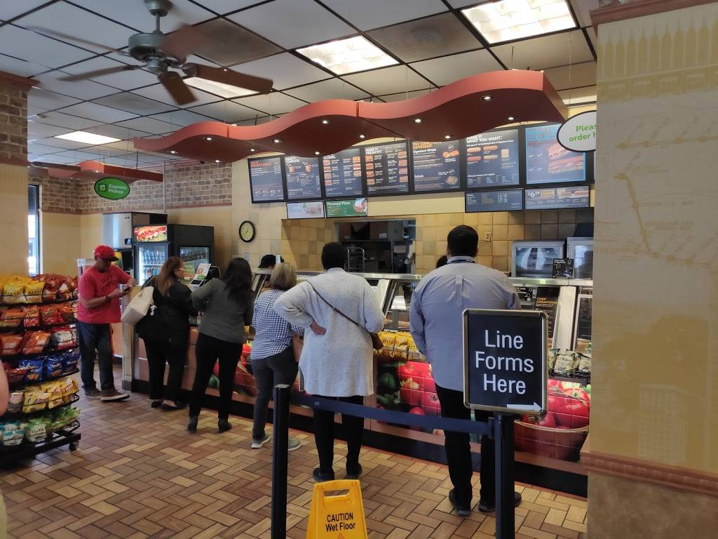 Subway | restaurant | 46 N Sutter St, Stockton, CA 95202, USA | 2094677101 OR +1 209-467-7101