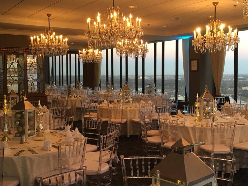 The Des Moines Embassy Club & Embassy Club West | restaurant | 7th & Grand Ave, 34th floor, Des Moines, IA 50309, USA | 5152442582 OR +1 515-244-2582