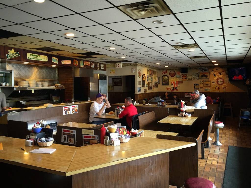 Flameburger | restaurant | 2534 Rice St, St Paul, MN 55113, USA | 6514838444 OR +1 651-483-8444