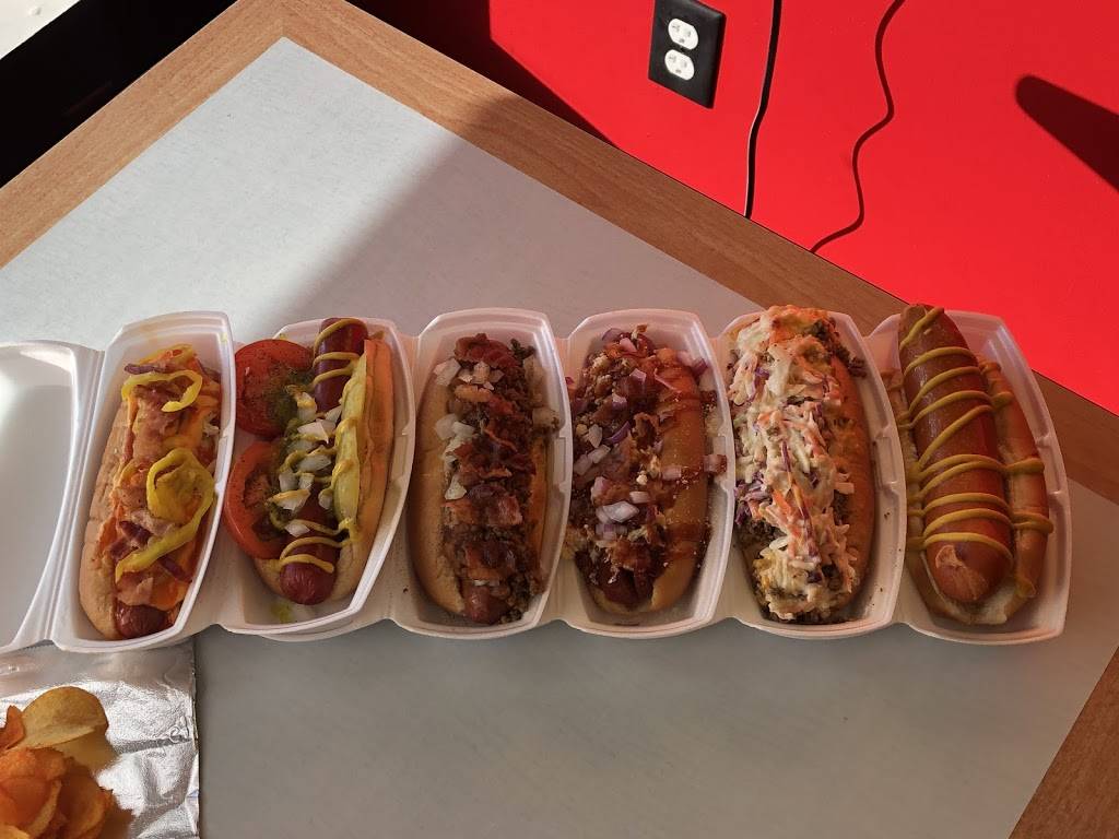 Slaw Dogz | restaurant | 35660 Harper Ave, Clinton Twp, MI 48035, USA | 5868463907 OR +1 586-846-3907