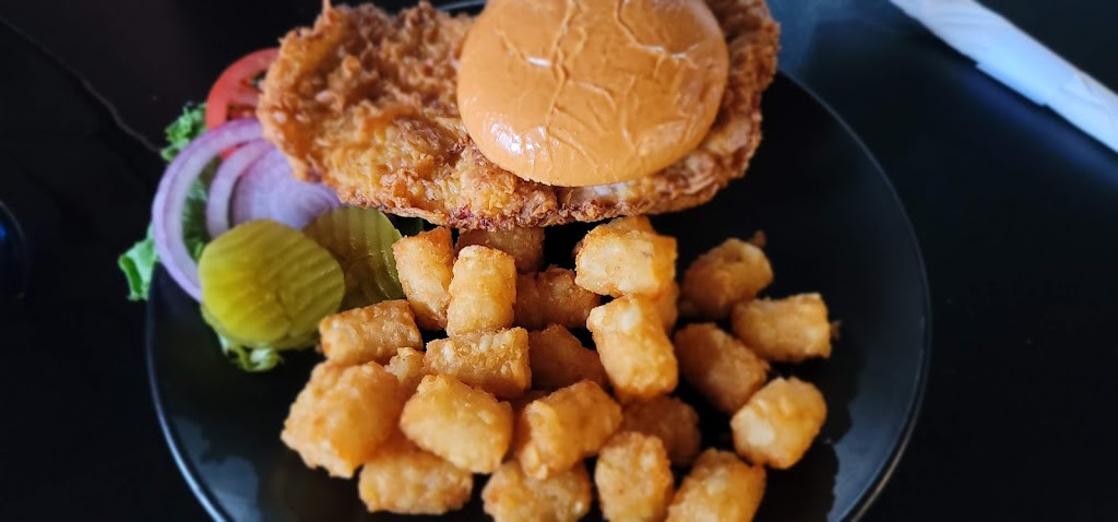 lil bass hole | restaurant | 14160 Hwy P, Gravois Mills, MO 65037, USA | 5732073994 OR +1 573-207-3994