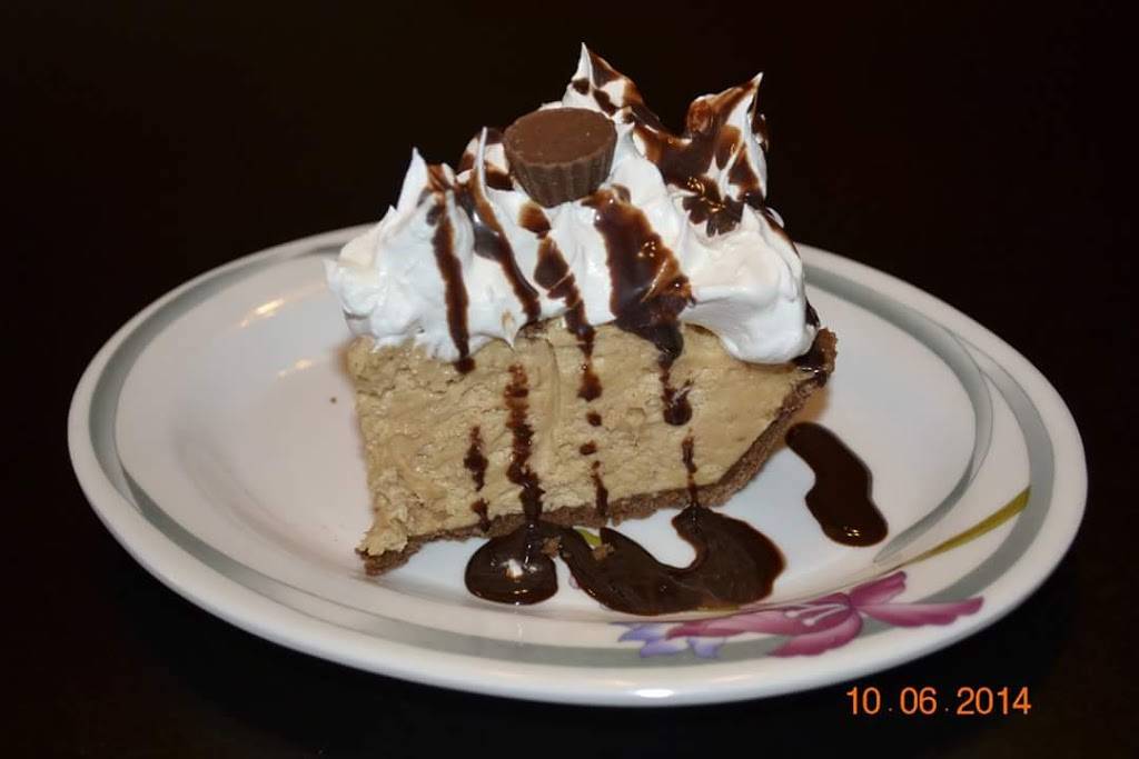 Bubbas Backyard BBQ | restaurant | 2447 N Wickham Rd #149, Melbourne, FL 32935, USA | 3214746523 OR +1 321-474-6523