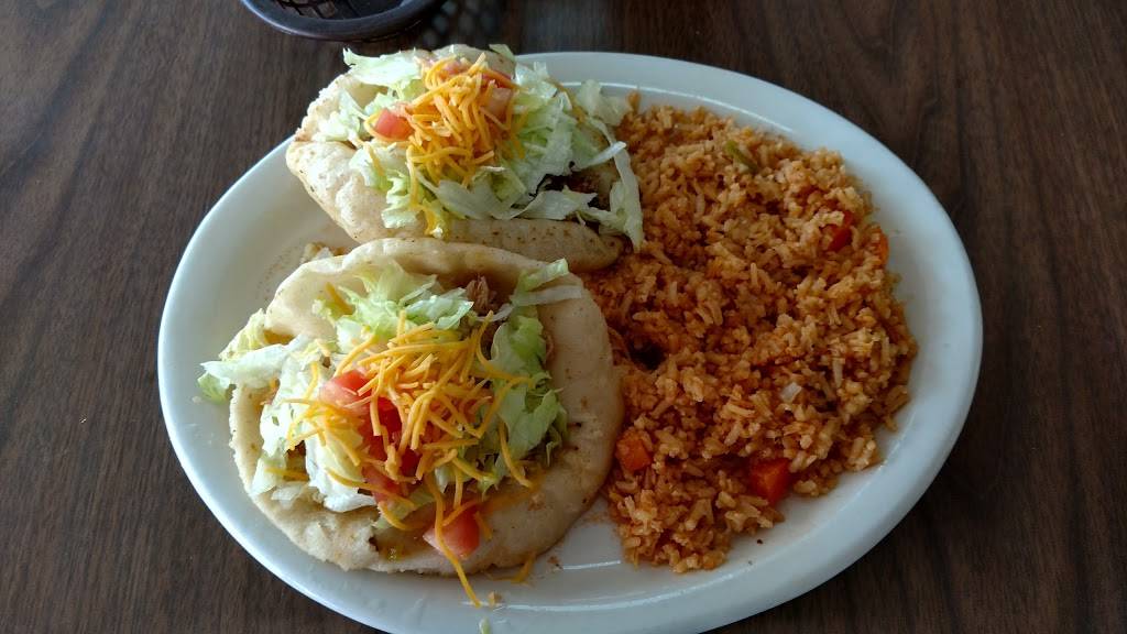 Lil Jonnys Taco House | restaurant | 3601 N PanAm Expy, San Antonio, TX 78219, USA | 2102277533 OR +1 210-227-7533