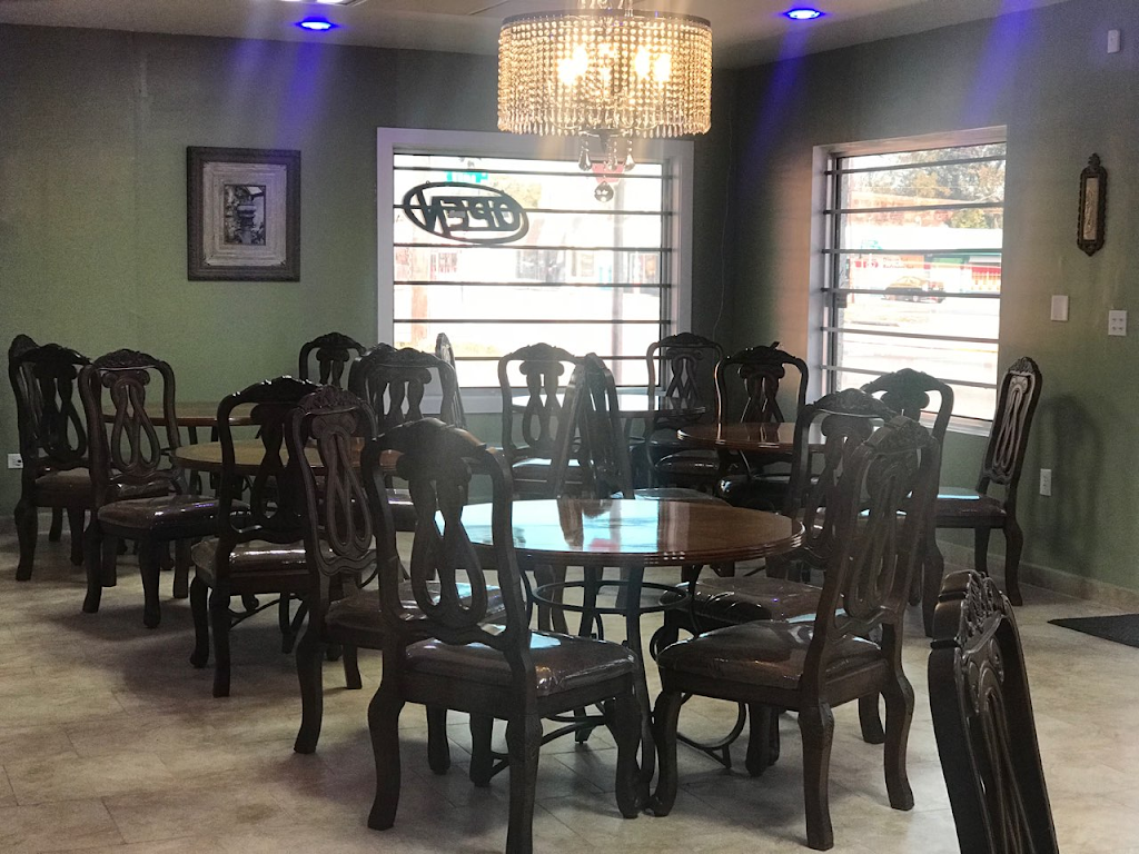 CapoDiMonte | restaurant | 9318 N Nebraska Ave, Tampa, FL 33612, USA | 8139306999 OR +1 813-930-6999