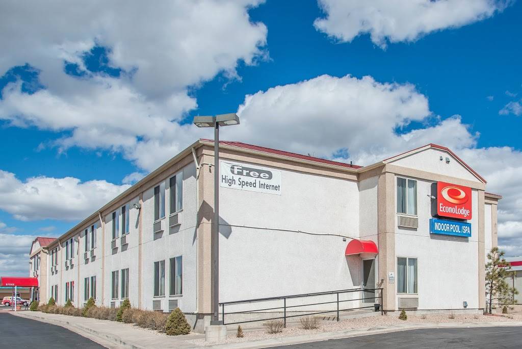 Econo Lodge Airport | restaurant | 6715 Panamint Ct, Colorado Springs, CO 80915, USA | 7196385800 OR +1 719-638-5800