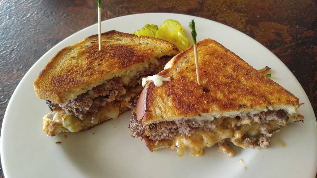 Blondies Restaurant | restaurant | 628 W Railroad Ave, Shelton, WA 98584, USA | 3604322777 OR +1 360-432-2777