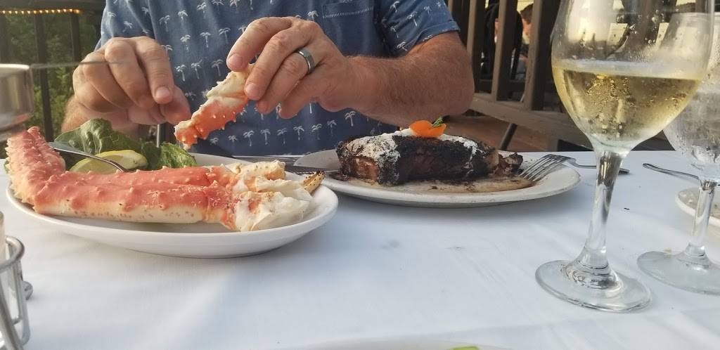 Ledge Water Steakhouse | restaurant | 77 Ravine Dr, Bristol, NH 03222, United States | 6037440575 OR +1 603-744-0575