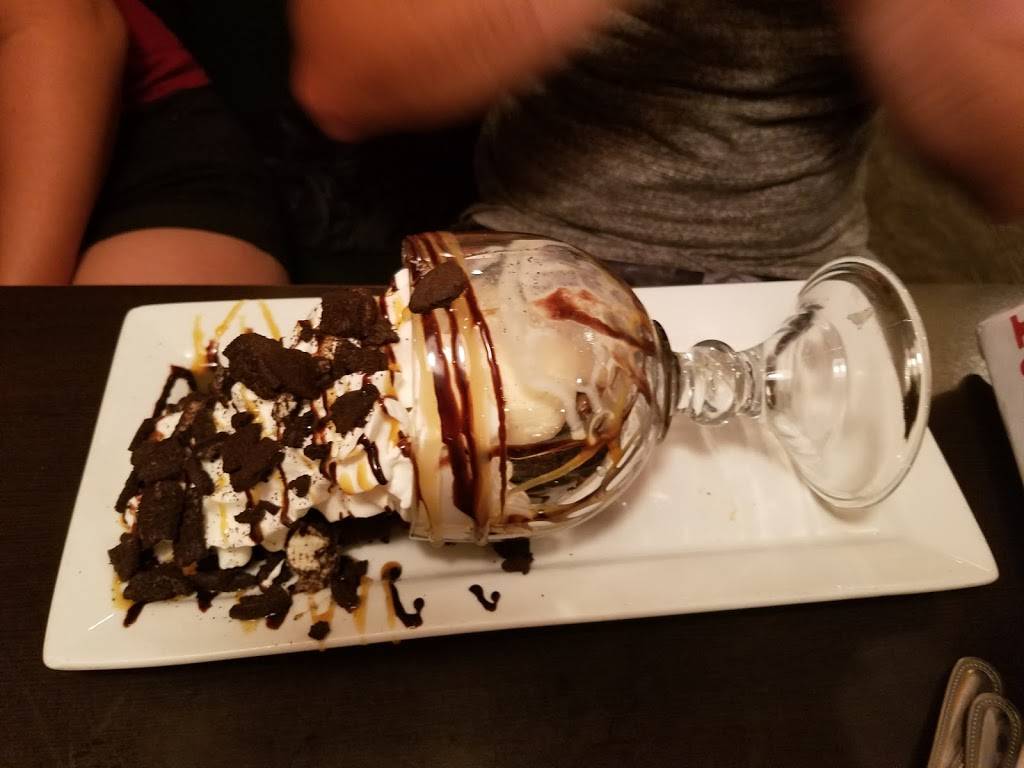 Ruby Tuesday | restaurant | 9001 Park Royal Dr, Fort Myers, FL 33908, USA | 2392678988 OR +1 239-267-8988