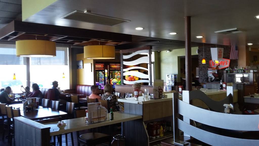 Dennys | restaurant | 73669-91 Twentynine Palms Highway, Twentynine Palms, CA 92277, USA | 7603613550 OR +1 760-361-3550