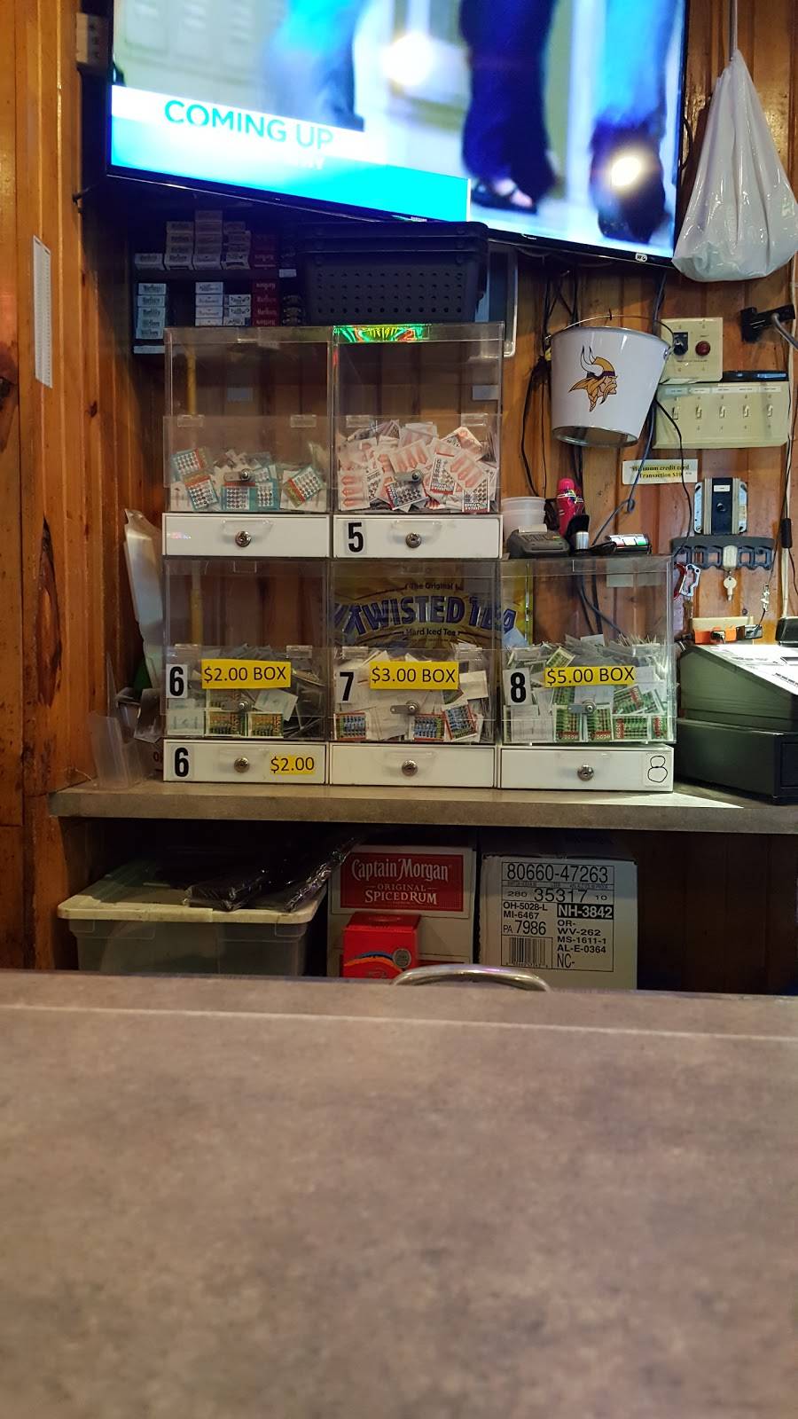 Hoppers Bar & Grill | restaurant | 119 S Olive St, Waconia, MN 55387, USA | 9524421149 OR +1 952-442-1149