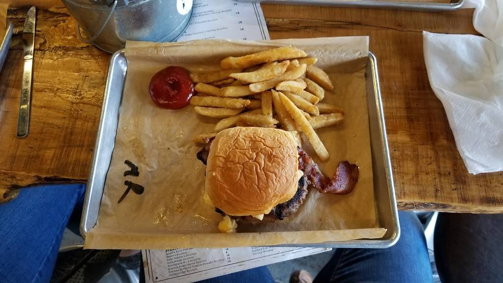 Fifth and Federal Station | restaurant | 801 Fifth St, Lynchburg, VA 24504, USA | 4343868113 OR +1 434-386-8113