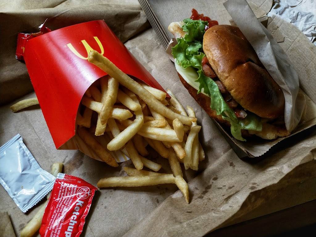 McDonalds | cafe | 381 S Airport Blvd, South San Francisco, CA 94080, USA | 6508716018 OR +1 650-871-6018