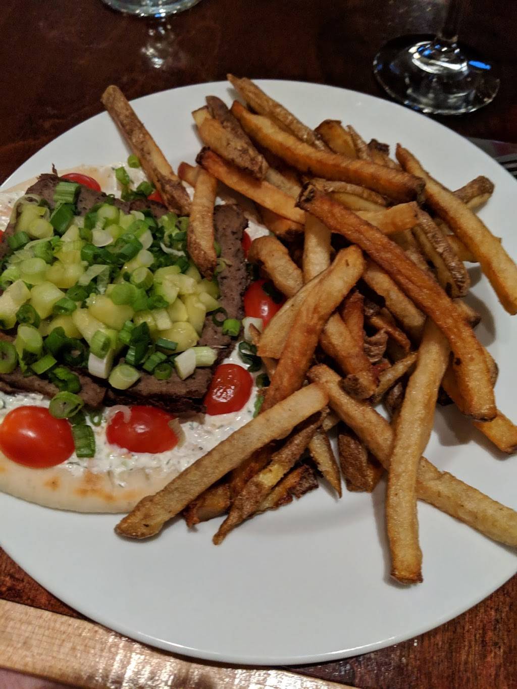 Charlies on Main | restaurant | 113 S Main St, Oregon, WI 53575, USA | 6082912255 OR +1 608-291-2255