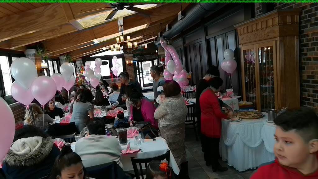 La Villa Restaurant | restaurant | 3638 N Pulaski Rd, Chicago, IL 60641, USA | 7732837980 OR +1 773-283-7980