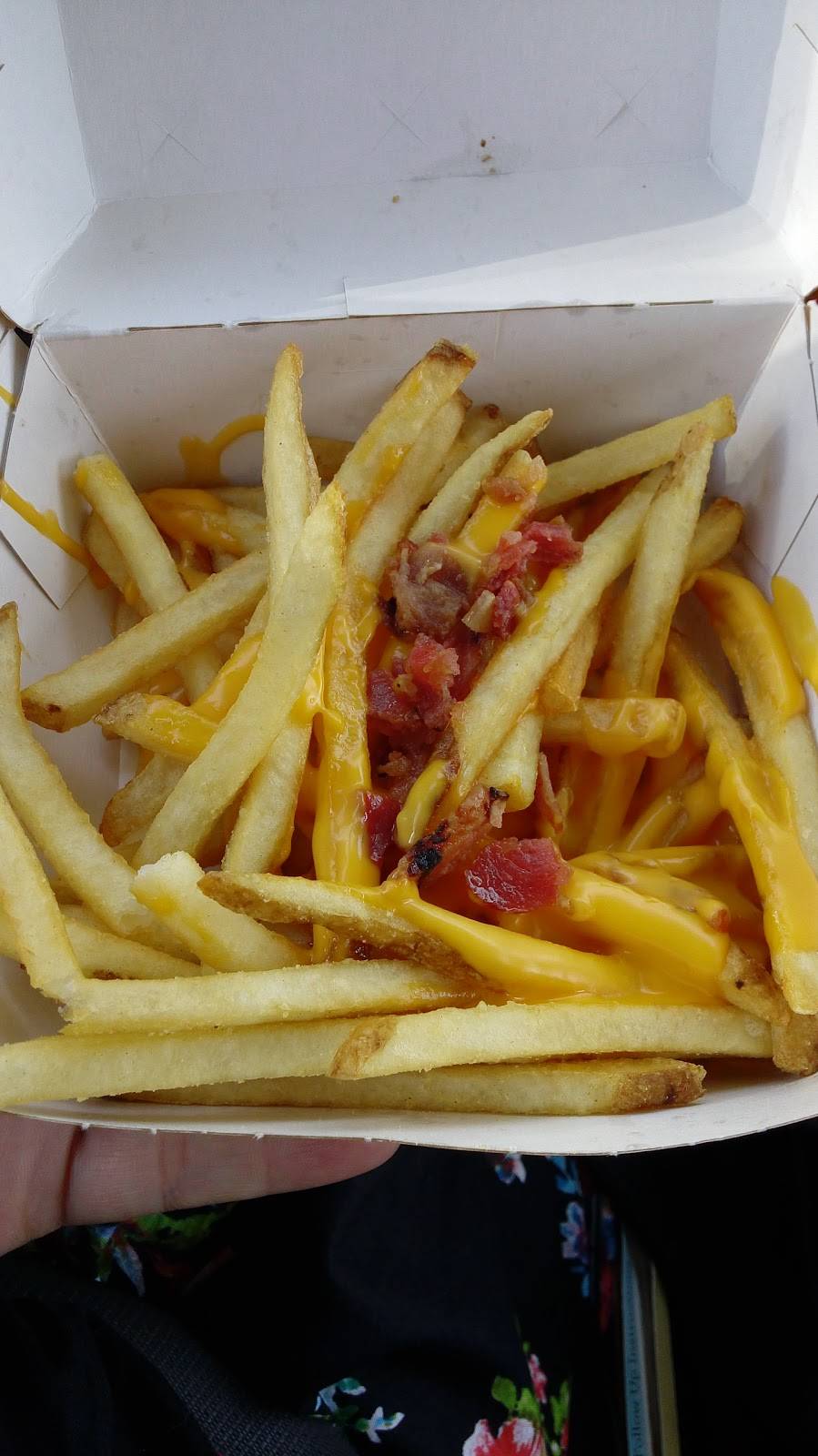 Carls Jr. | meal takeaway | 1200 N Harbor Blvd, Anaheim, CA 92801, USA | 7147768054 OR +1 714-776-8054