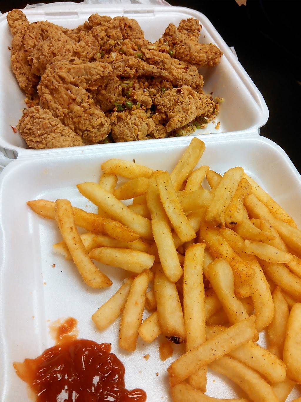 Johns Seafood | restaurant | 2905 Washington Blvd, Beaumont, TX 77705, USA | 4098404747 OR +1 409-840-4747