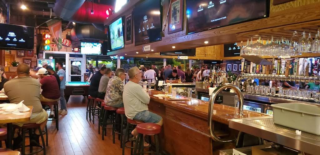 Carolina Ale House | restaurant | 6810 SW 40th St, Miami, FL 33155, USA | 3056663757 OR +1 305-666-3757