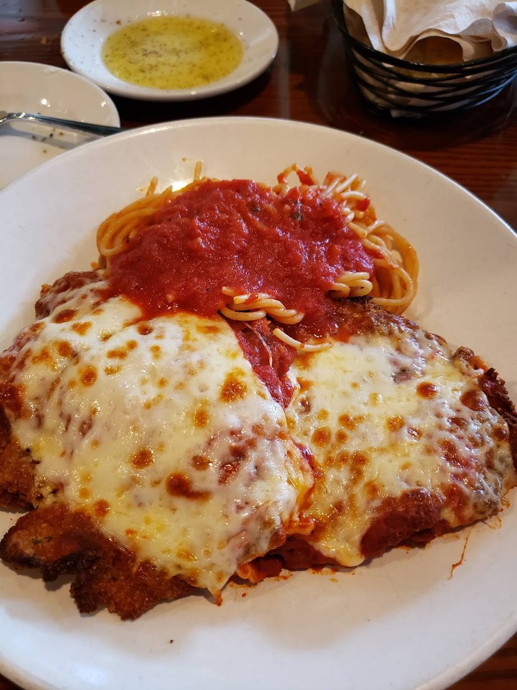 Fabrocinis Beverly Glen | restaurant | 2960 Beverly Glen Cir, Los Angeles, CA 90077, USA | 3104757404 OR +1 310-475-7404