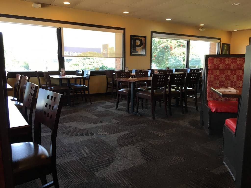 Pizza Hut | meal delivery | 882 Dundas St, Woodstock, ON N4S 1G7, Canada | 5195398157 OR +1 519-539-8157