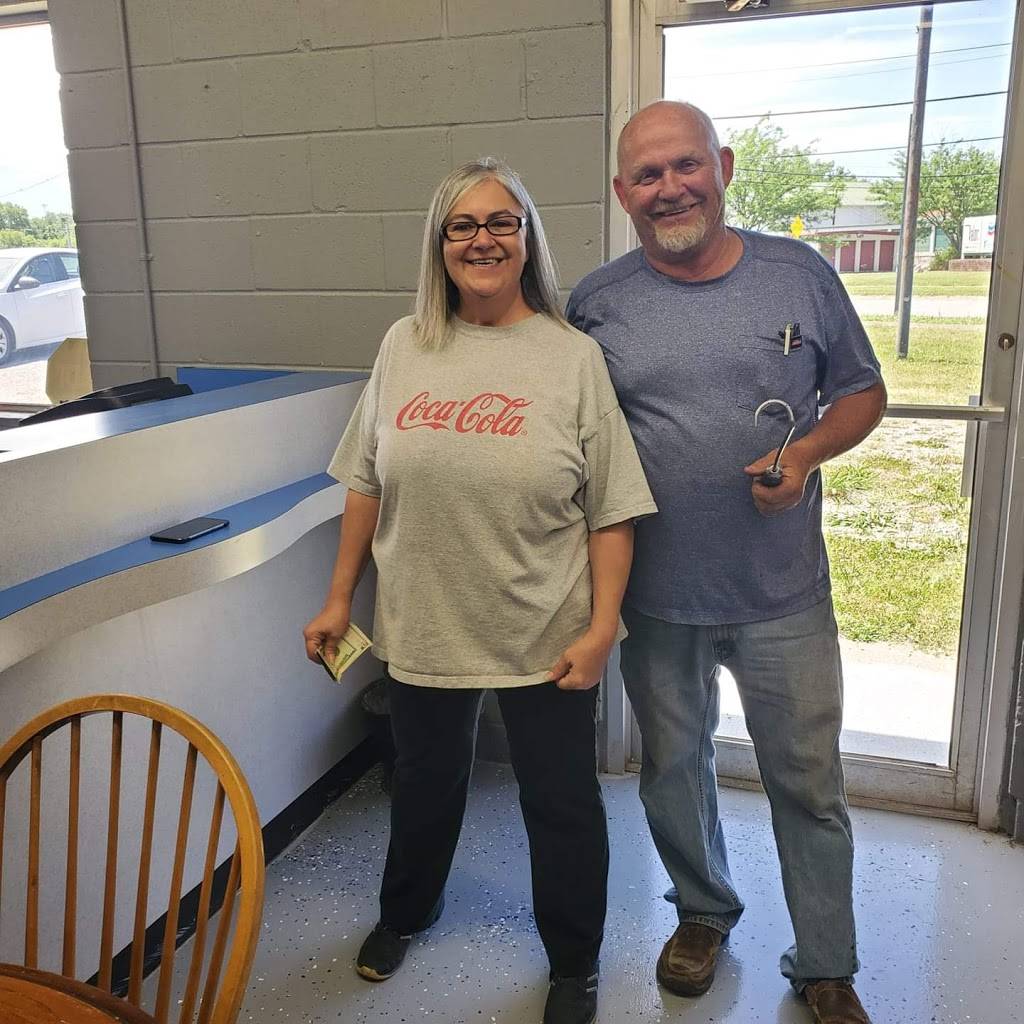 Franks BBQ | restaurant | 412 Raven Ave, Bowling Green, KY 42101, USA | 2707151197 OR +1 270-715-1197