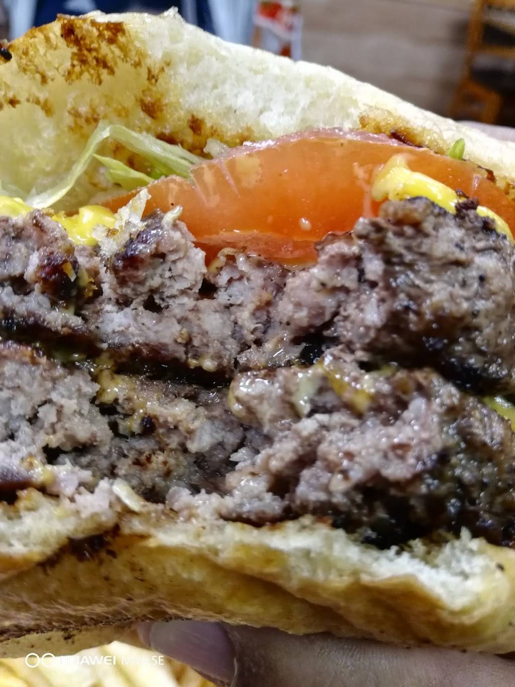 qus place | restaurant | 3467 Sheridan Rd, Zion, IL 60099, USA | 2247897484 OR +1 224-789-7484