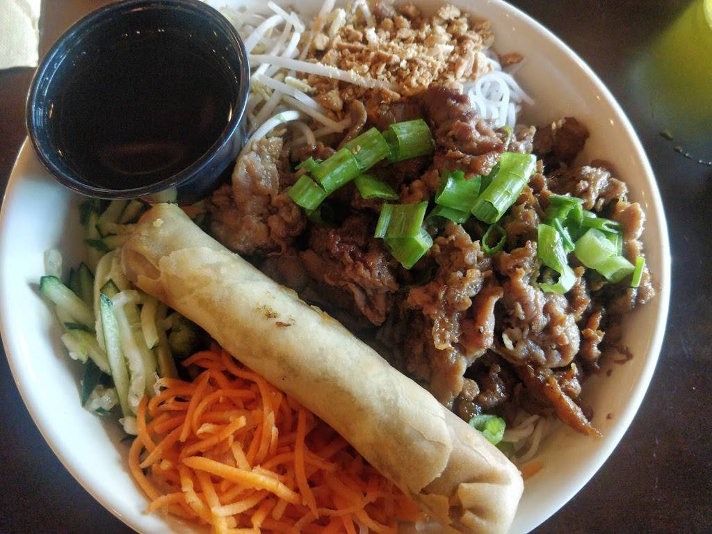 PhoNatic Vietnamese Restaurant | restaurant | 2525 W Anderson Ln, Austin, TX 78757, USA | 5124588889 OR +1 512-458-8889