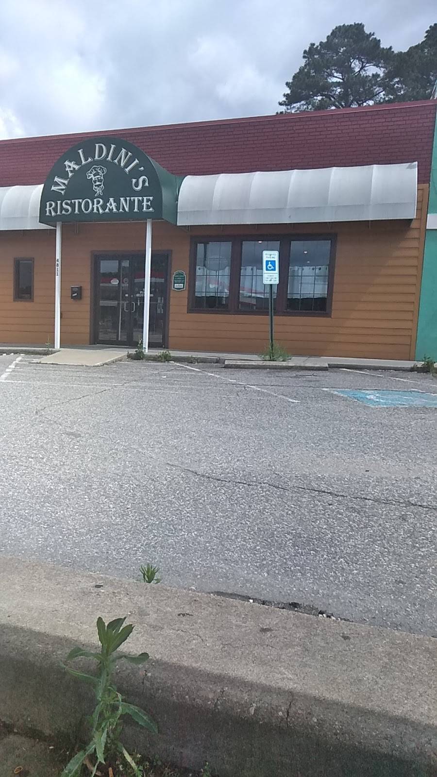 Maldinis Ristorante Italiano | restaurant | 4811 Forest Hill Ave, Richmond, VA 23225, USA | 8042309055 OR +1 804-230-9055
