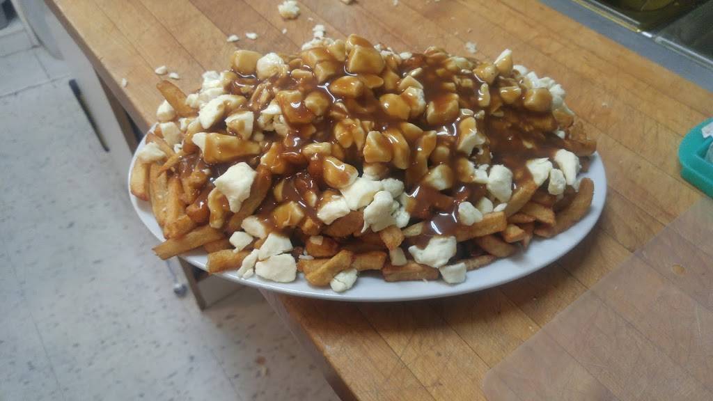 Casse Croute St-Ignace | restaurant | 134 Chemin de la Traverse, Saint-Ignace-de-Loyola, QC J0K 2P0, Canada | 4508362323 OR +1 450-836-2323
