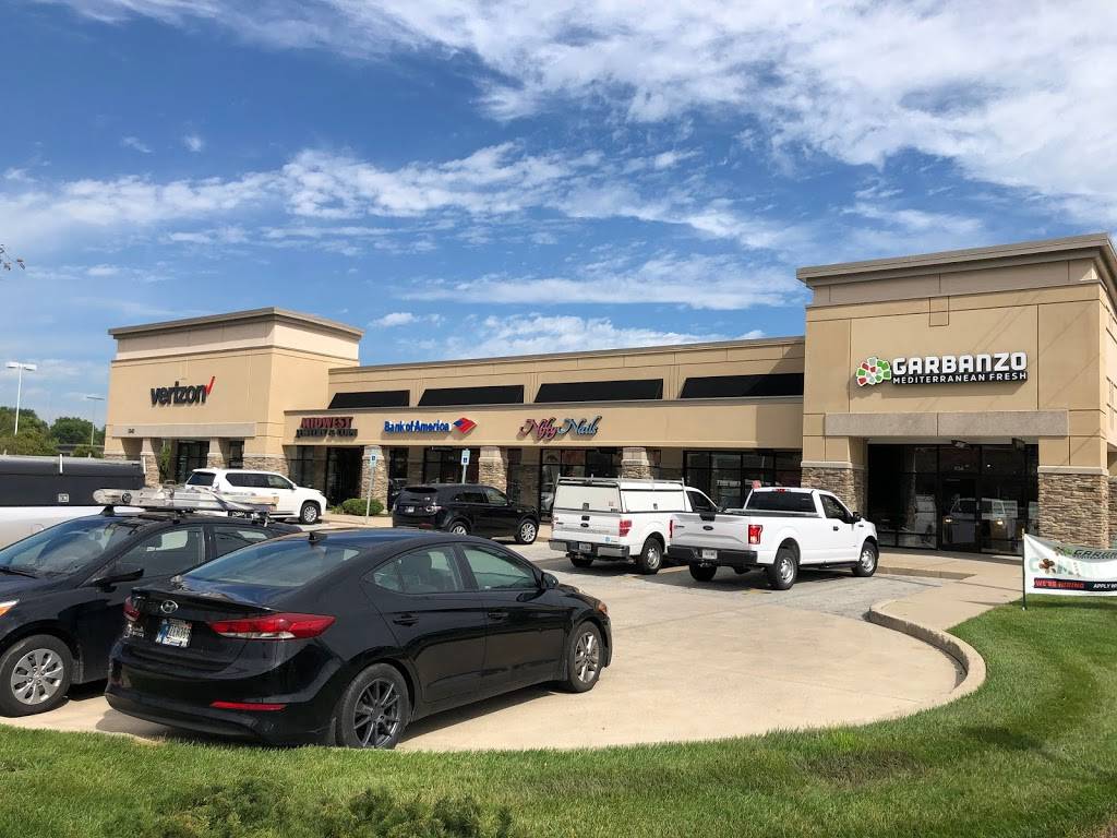 Garbanzo Mediterranean Fresh | restaurant | 1340 E 86th St #56, Indianapolis, IN 46240, USA | 3177982197 OR +1 317-798-2197