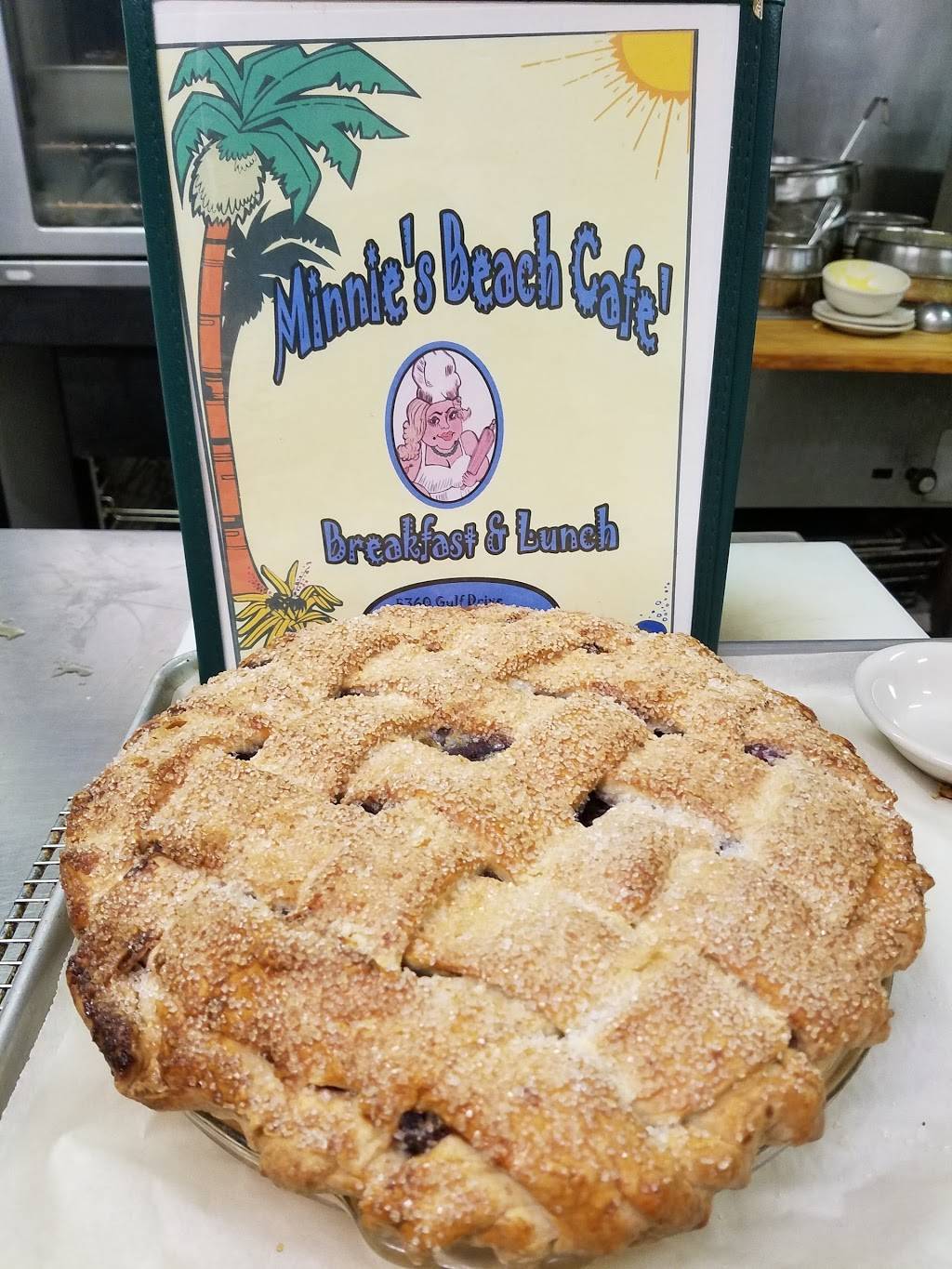 Minnies Beach Cafe | cafe | 5360 Gulf Dr, Holmes Beach, FL 34217, USA | 9417784140 OR +1 941-778-4140