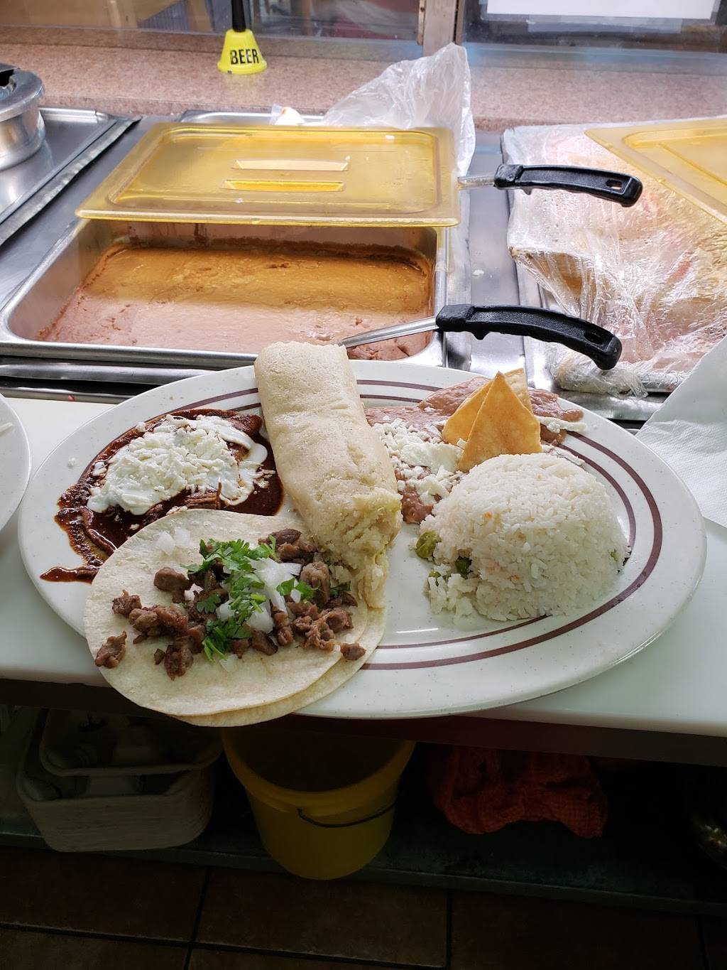 Tamales Mama tere | restaurant | 2526 Airline Dr, Houston, TX 77009, USA | 7134615683 OR +1 713-461-5683