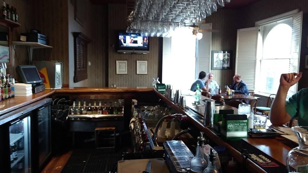 Floyds Pub | restaurant | 125 W Lamar St, Americus, GA 31709, USA | 2299241555 OR +1 229-924-1555