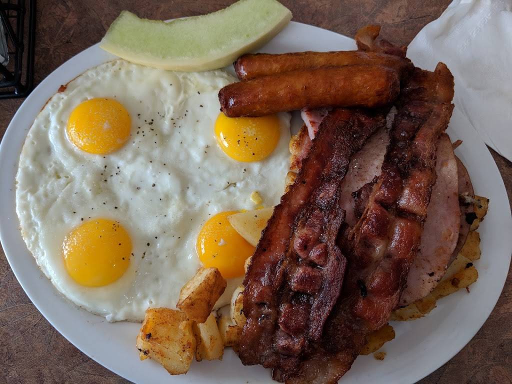 Donnellys | restaurant | 17915 Leslie St, Newmarket, ON L3Y 3E3, Canada | 9052355544 OR +1 905-235-5544