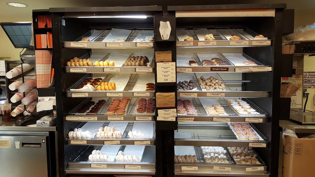 Dunkin | bakery | 12401 Shelbyville Rd, Louisville, KY 40243, USA | 5023849276 OR +1 502-384-9276