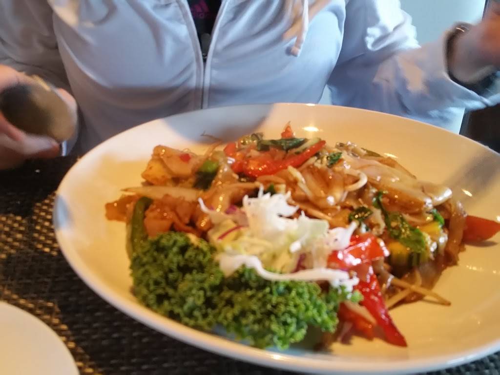 Thailicious | restaurant | 470 FL-434, Longwood, FL 32750, USA | 3213164882 OR +1 321-316-4882