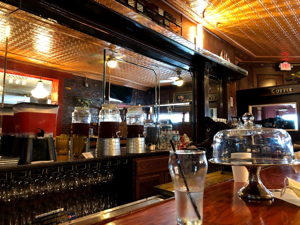 Emmanuels Family Restaurant | restaurant | 4401 S Broadway, St. Louis, MO 63111, USA | 3143008884 OR +1 314-300-8884