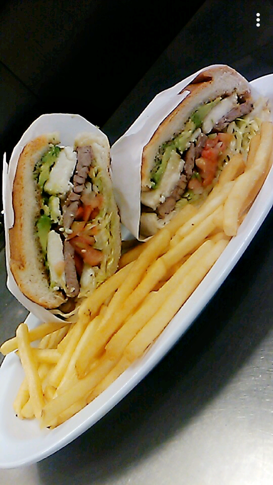 La Carreta Mexican Restaurant | restaurant | 302 N Fresno St, Fresno, CA 93701, USA | 5594493331 OR +1 559-449-3331