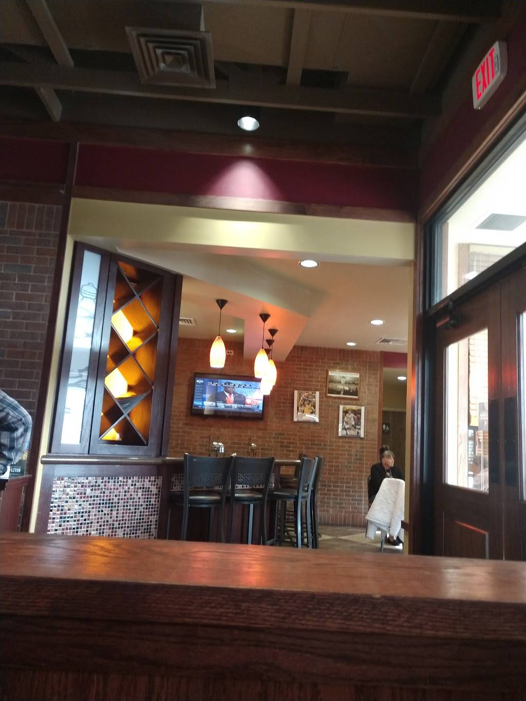 Pizza Hut | meal delivery | 350 Ridge Rd S, Wichita, KS 67209, USA | 3169419657 OR +1 316-941-9657