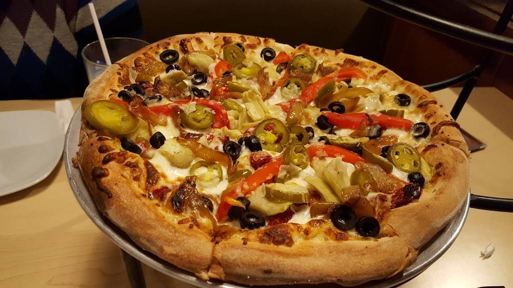 Barnyard Wood Crafted Pizza | restaurant | 1705 Williston Rd, South Burlington, VT 05403, USA | 8024895982 OR +1 802-489-5982