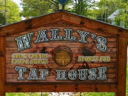 Wallys Tap House | restaurant | 13 Crandall Rd, Tiverton, RI 02878, USA | 4016241212 OR +1 401-624-1212