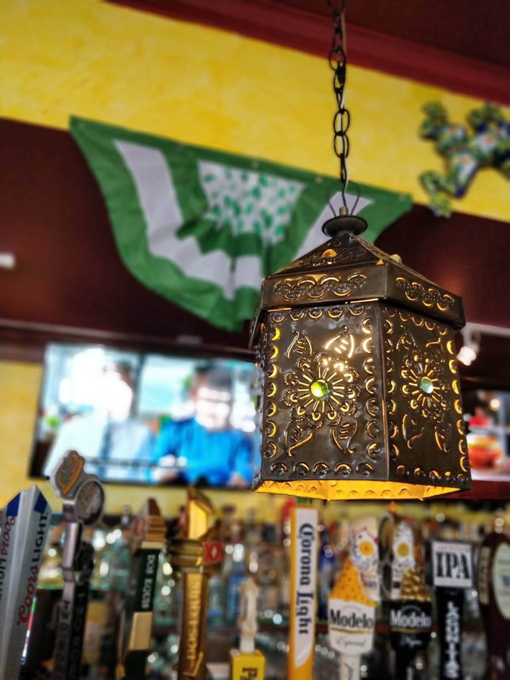 Rio Bravo Tacos & Tequila | restaurant | 77 N Main St, Norwalk, CT 06854, USA | 2039399556 OR +1 203-939-9556