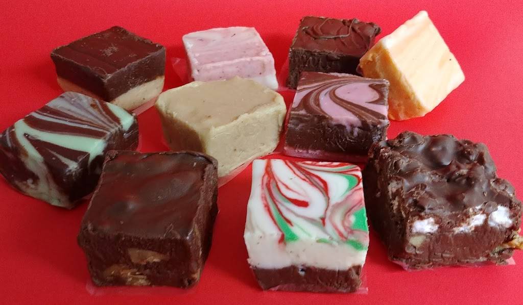 Americas Fudge Shop | restaurant | 155 E Main St, Forest City, NC 28043, USA | 8284472041 OR +1 828-447-2041
