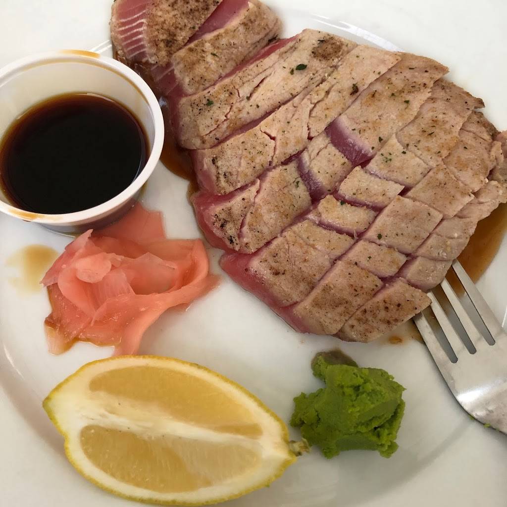 Big Tuna Raw Bar | restaurant | 807 Front St, Georgetown, SC 29440, USA | 8435461045 OR +1 843-546-1045