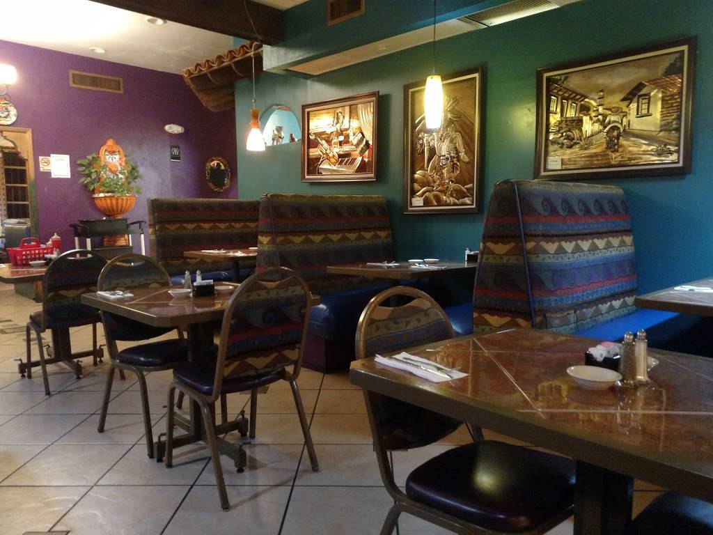 El Rodeo | restaurant | 99 W Esperanza Blvd, Green Valley, AZ 85614, USA | 5206252111 OR +1 520-625-2111