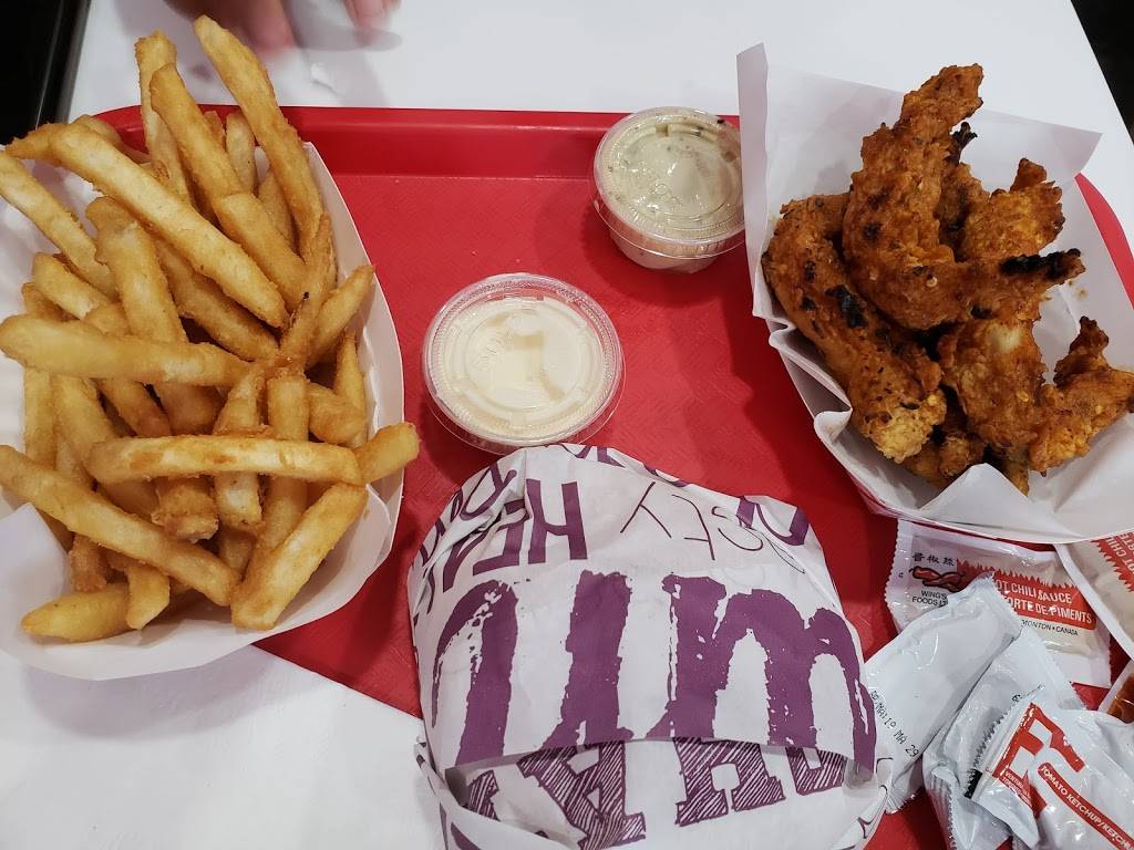 Chunky Chicken | restaurant | 45 Overlea Boulevard, East York Town Centre, Toronto, ON M4H 1C3, Canada | 4167923114 OR +1 416-792-3114